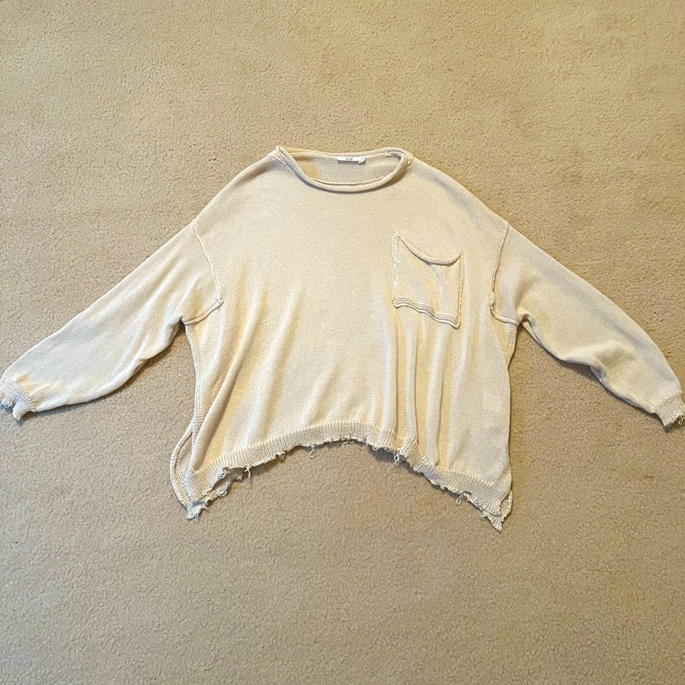Cream Distressed Sweater 🤍
